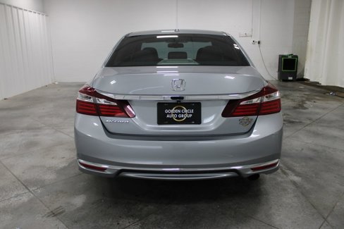 Used 2017 Honda Accord EX-L image 8
