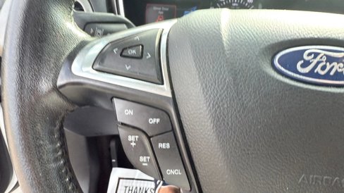 Used 2020 Ford Fusion SEL image 22