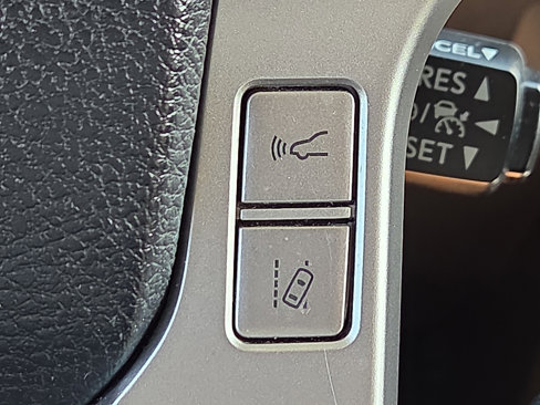 Used 2022 Toyota 4Runner Limited image 22
