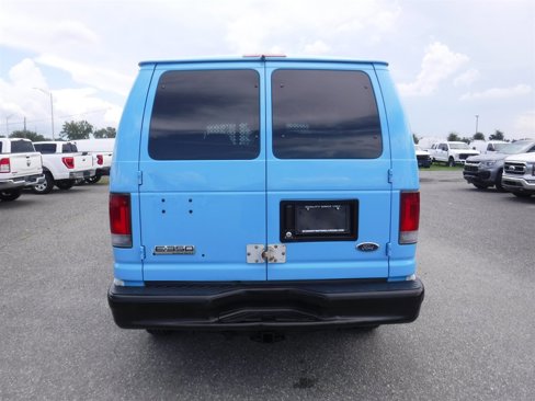Used 2006 Ford E-350 and Econoline 350 Super Duty image 7