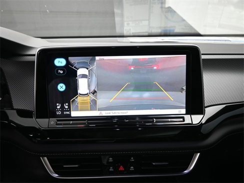 New 2025 Volkswagen Atlas Cross Sport SEL Premium R-Line image 7
