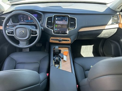 Used 2025 Volvo XC90 T8 Plus w/ Protection Package Premier image 27