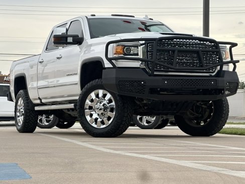 Used 2018 GMC Sierra 2500 Denali w/ Duramax Plus Package image 5