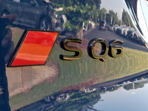 New 2025 Audi SQ6 e-tron Prestige image 25