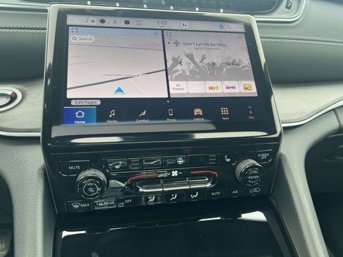 New 2025 Jeep Grand Cherokee L Limited image 13