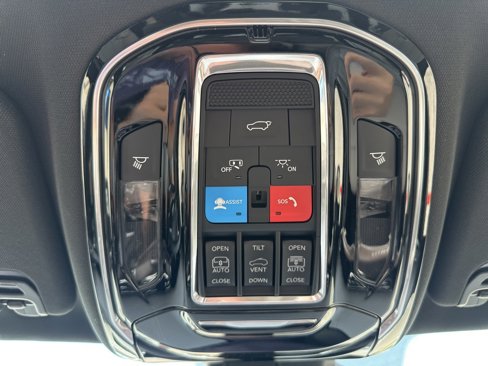 New 2025 Jeep Grand Wagoneer 4WD image 71