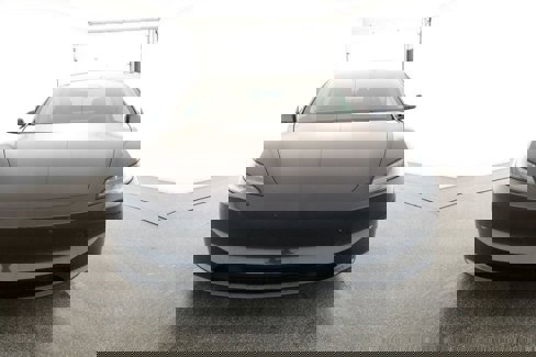 Used 2025 Tesla Model 3 Long Range image 2