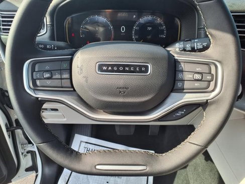 New 2025 Jeep Wagoneer Series II image 14