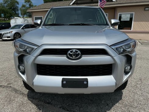 Used 2018 Toyota 4Runner SR5 Premium image 9
