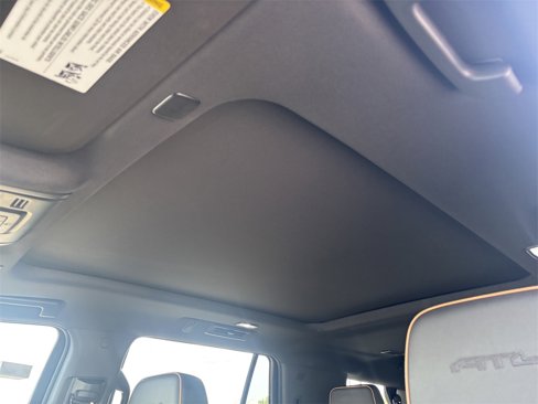 Used 2022 GMC Yukon AT4 image 13