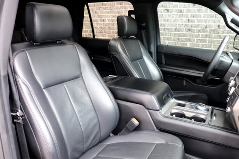 Used 2020 Ford Expedition XLT w/ Equipment Group 202A image 26