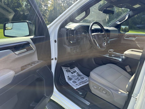 Used 2022 Chevrolet Silverado 1500 RST w/ Z71 Off-Road Package image 10