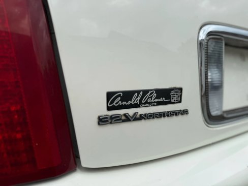 Used 2002 Cadillac De Ville Sedan w/ Comfort/Convenience Pkg image 7