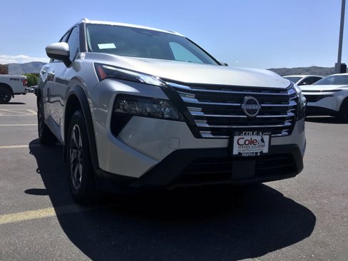 New 2025 Nissan Rogue SV w/ SV Premium Package image 1