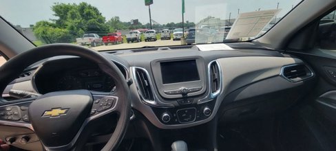 Used 2023 Chevrolet Equinox LS image 10