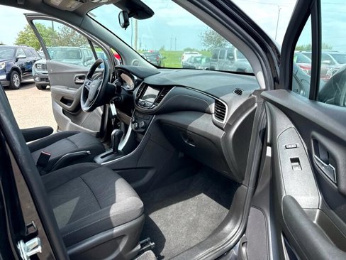 Used 2019 Chevrolet Trax LT image 22