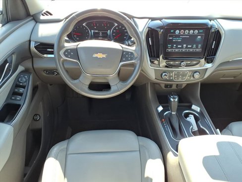 Used 2019 Chevrolet Traverse LT w/ LT Premium Package image 9