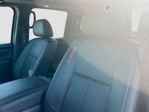 Used 2024 Nissan Titan PRO-4X image 20
