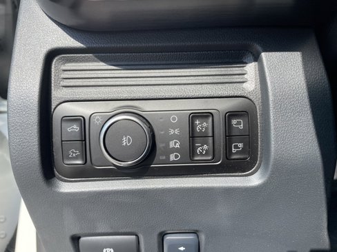 New 2025 Ford F250 Lariat w/ Lariat Ultimate Package image 17