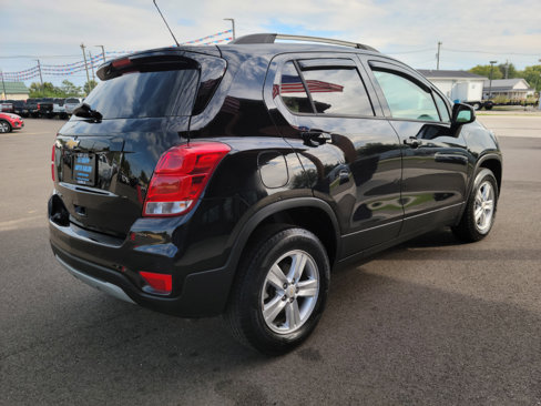 Used 2022 Chevrolet Trax LT w/ Driver Confidence Package image 4