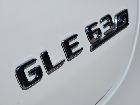 New 2026 Mercedes-Benz GLE 63 AMG S image 9