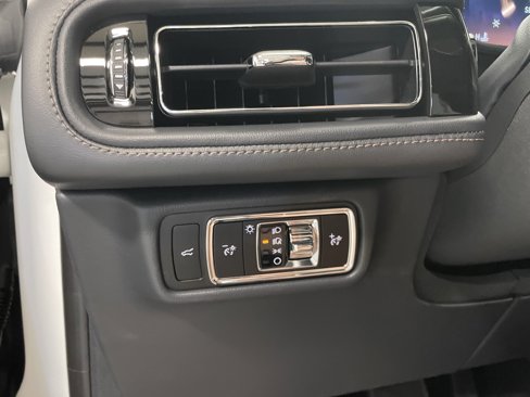 New 2025 Lincoln Aviator Reserve image 18