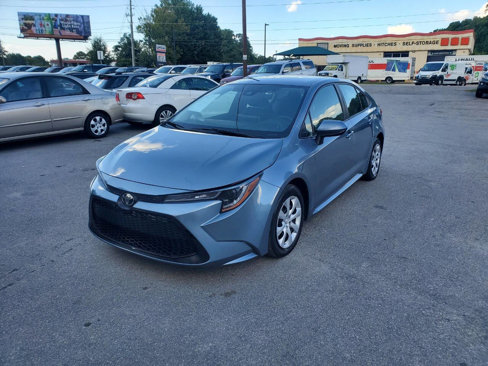 Used 2020 Toyota Corolla LE image 3