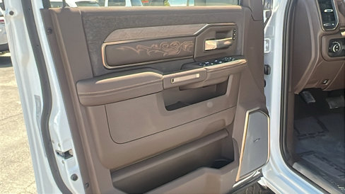New 2025 RAM 2500 Limited image 14