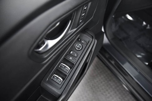 Used 2025 Honda Accord EX-L image 10
