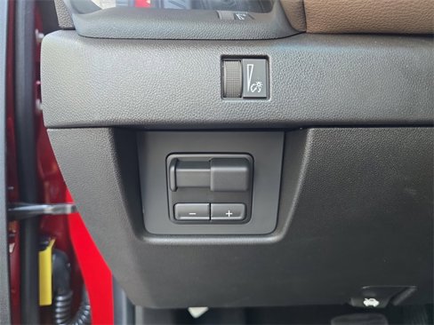 New 2026 GMC Canyon Denali image 25