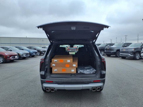 New 2025 Chevrolet Traverse LT w/ Sun and Wheel Package image 10