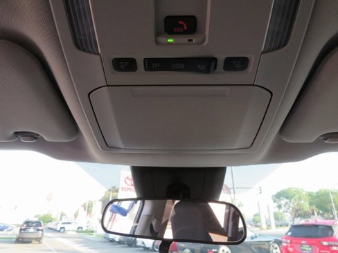New 2025 Toyota Highlander LE image 36