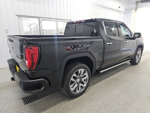 New 2026 GMC Sierra 1500 Denali w/ Denali Reserve Package image 6