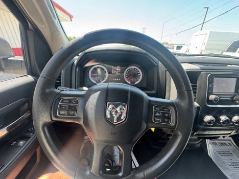 Used 2021 RAM 1500 Tradesman w/ Power & Remote Entry Group image 12