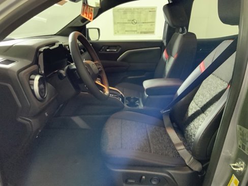 New 2026 Chevrolet Colorado Z71 w/ Technology Package image 18
