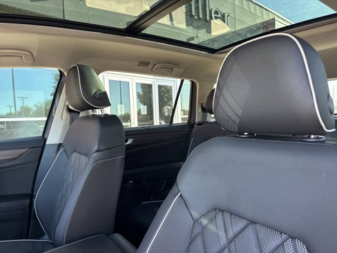 New 2026 Volkswagen Atlas SEL Premium R-Line image 18