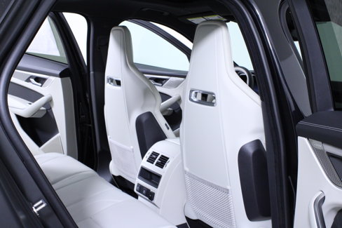 New 2026 Jaguar F-PACE R-Dynamic S image 11