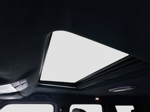 Used 2025 Mercedes-Benz G 550 image 23