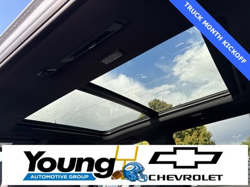 New 2026 Chevrolet Suburban High Country image 17
