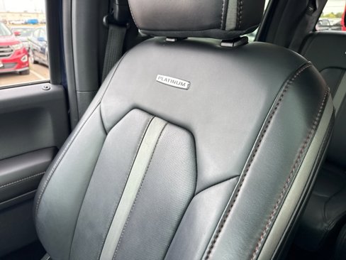 Used 2018 Ford F150 Platinum w/ Equipment Group 701A Luxury image 25