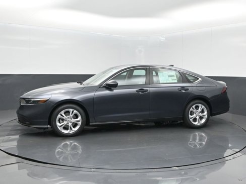 New 2025 Honda Accord LX image 10