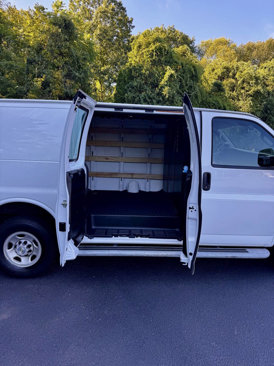 Used 2023 Chevrolet Express 2500 w/ Driver Convenience Package image 8