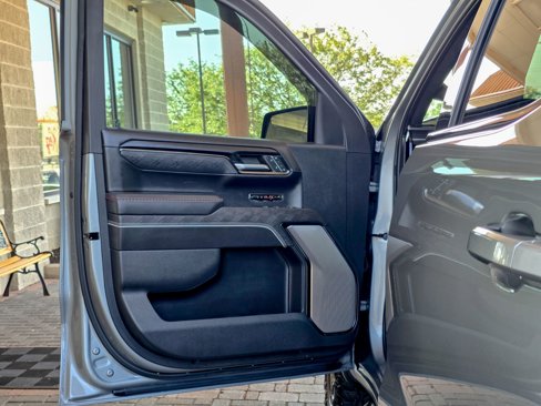 Used 2024 GMC Sierra 1500 AT4X image 30