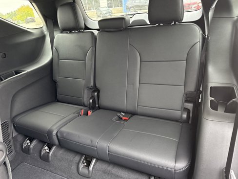 New 2026 Chevrolet Traverse LT w/ Driver Confidence Package image 15