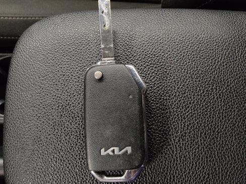 Used 2023 Kia Forte LXS image 32