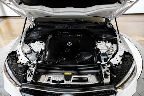 Used 2025 Mercedes-Benz GLC 300 image 49