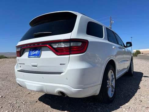 Used 2023 Dodge Durango GT image 3