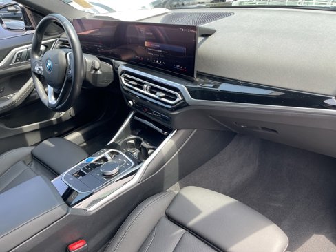 Used 2024 BMW i4 xDrive40i image 22