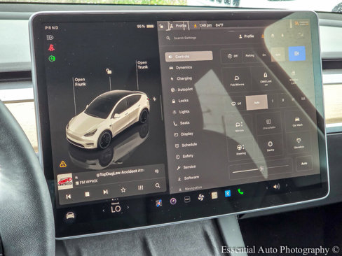 Used 2022 Tesla Model Y Performance image 23