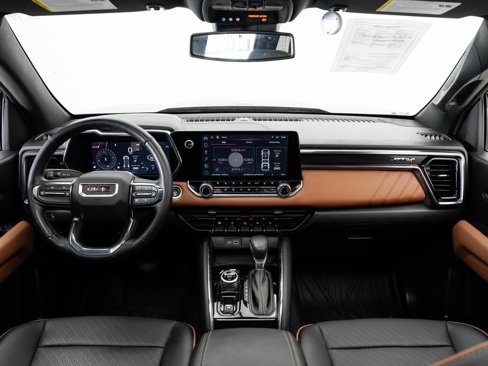 Used 2024 GMC Canyon AT4 w/ AT4 Premium Package image 21